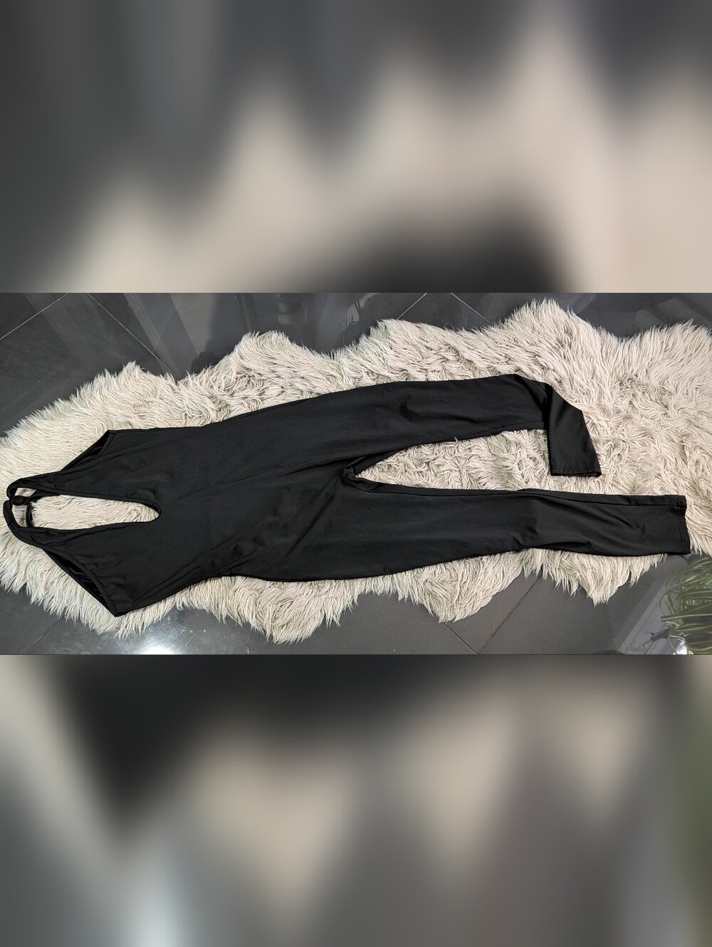 "She See World" Black Bodycon Bodysuit MD